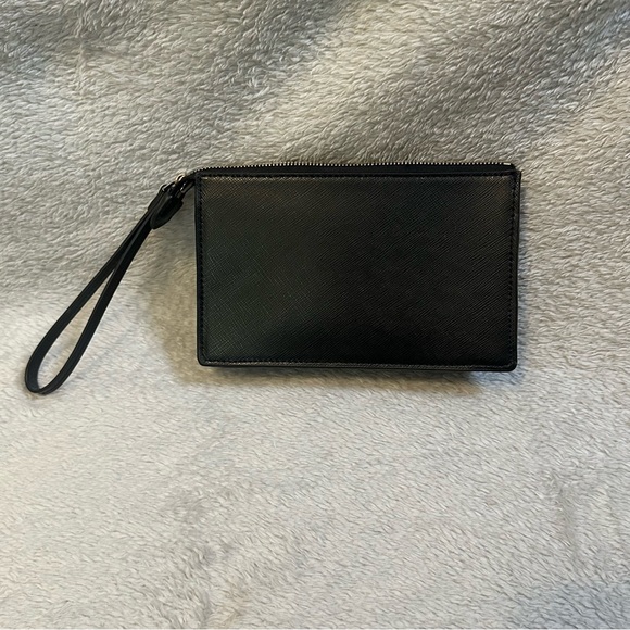 Kate Spade Wristlet - Picture 2 of 5